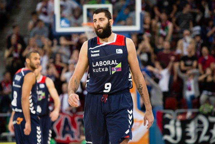 Eρωτηματικό για Ολυμπιακό ο Μπουρούσης