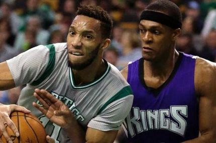 Πάλεψε ο Κουφός, έχασαν οι Κινγκς από τους ασταμάτητους Σέλτικς