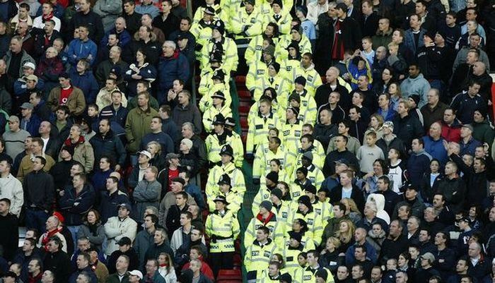 Η Γιουνάιτεντ πληρώνει για τις ζημιές στο γήπεδο της Ντέρμπι