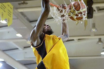 Κι άλλο όνομα: ο Έλεγκαρ στη λίστα του Ολυμπιακού