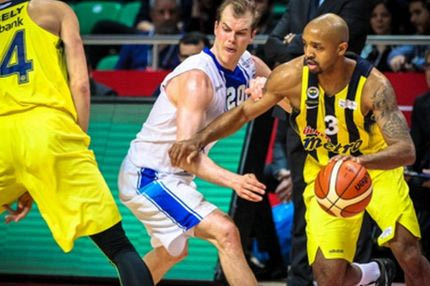 Άνετη πρόκριση για τη Φενέρμπαχτσε