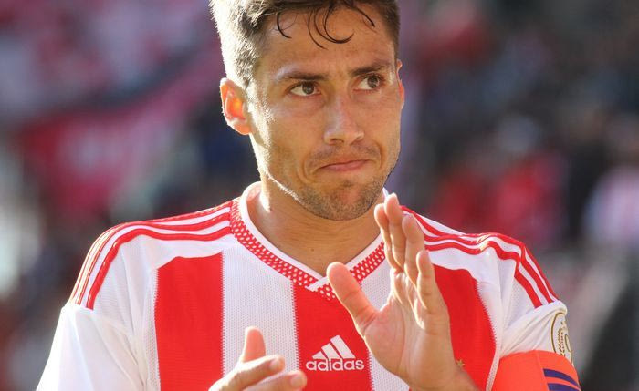 Το “ερυθρόλευκο” μήνυμα του Φουστέρ στο facebook