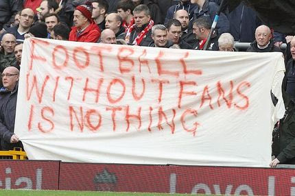 Η Λίβερπουλ άκουσε τους οπαδούς και “πάγωσε” τις τιμές