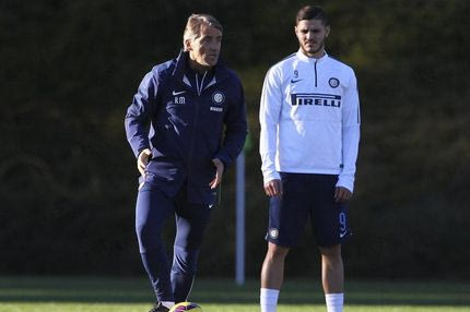 Ο Μαντσίνι είναι καλύτερος από τους επιθετικούς του