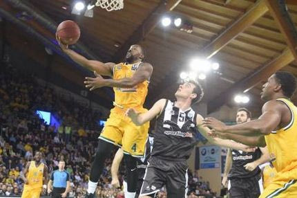 Λιμόζ – ΠΑΟΚ 79-61