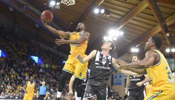 Λιμόζ – ΠΑΟΚ 79-61