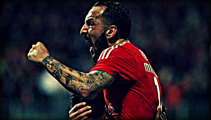 O Νόιερ αποθέωσε τον Μήτρογλου!