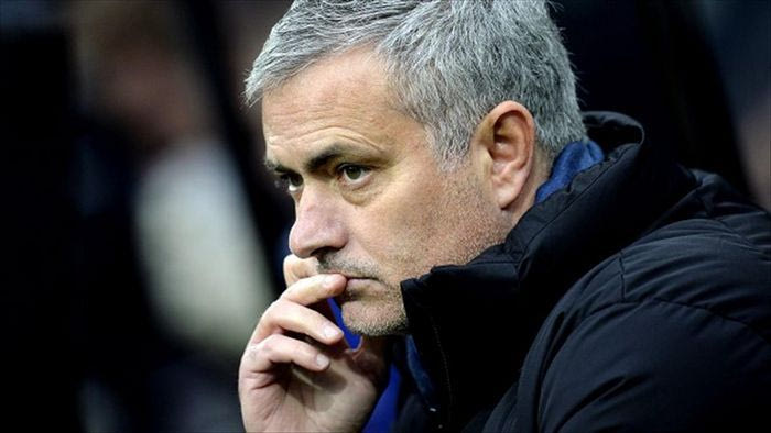 Μουρίνιο: “Δεν ψάχνω για ομάδες, οι ομάδες με ψάχνουν”