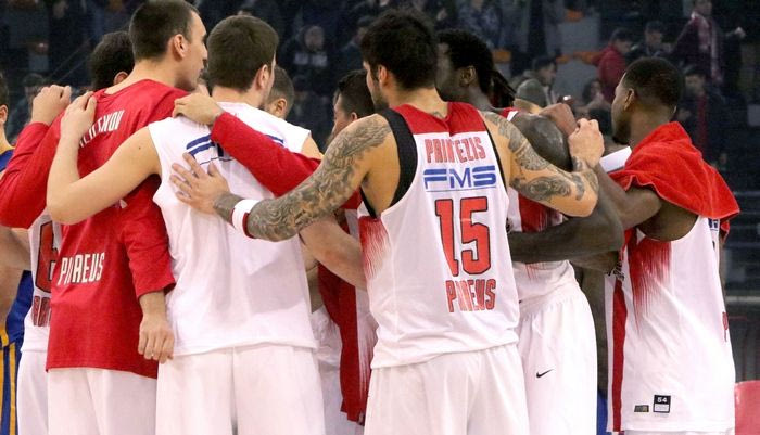 Η συγκινητική φωτογραφία της ΚΑΕ Ολυμπιακός για τα θύματα της Θύρας 7