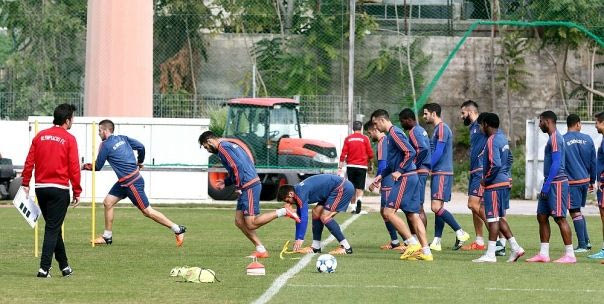 Με πολλούς νέους κόντρα στον Αστέρα ο Ολυμπιακός