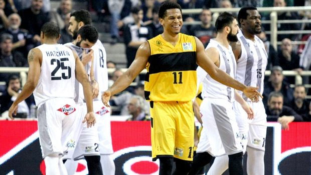 Επίθεση στο… ταβάνι