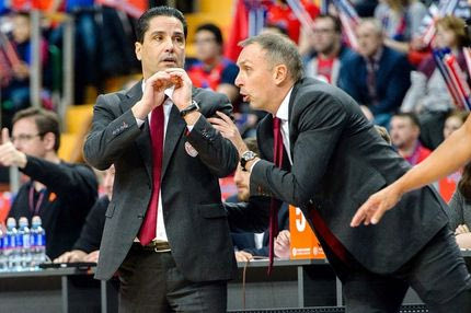 Σφαιρόπουλος: “Η ιστορία του Ολυμπιακού αξίζει σεβασμού από τους διαιτητές”