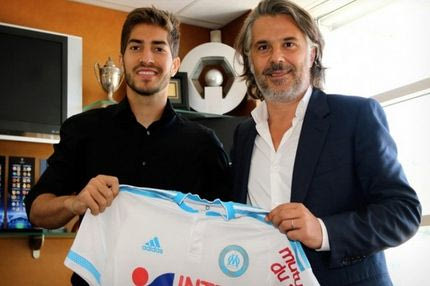 O πρόεδρος της Μαρσέιγ “πέταξε” από το πούλμαν τον Λούκας Σίλβα