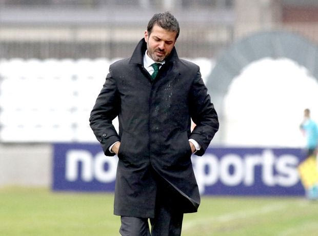 Στα αποδυτήρια των διαιτητών ο Στραματσόνι