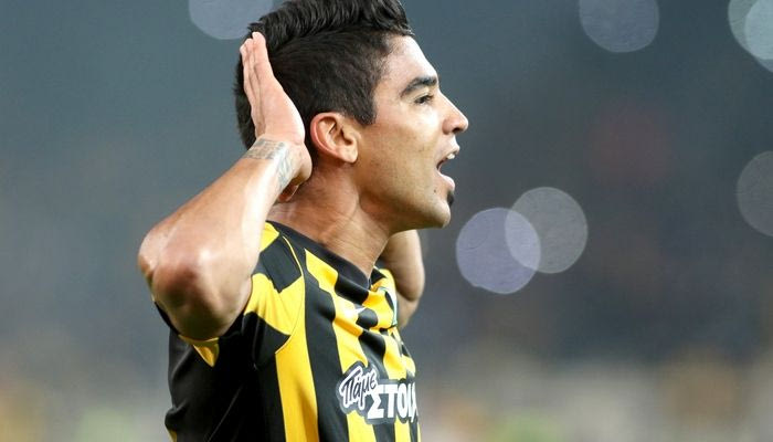 Το γκολ του Βάργκας που έκρινε το ντέρμπι