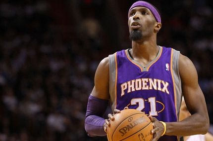 Μπάσκετ με τα… γόνατα