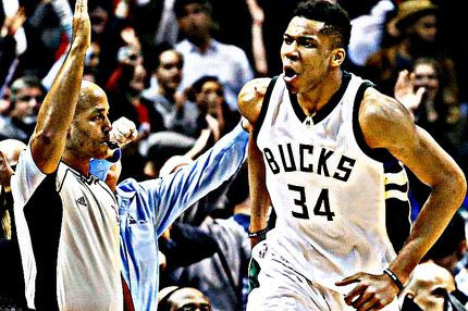 Κάρφωμα αλά Τζόρνταν από τον Αντετοκούνμπο!