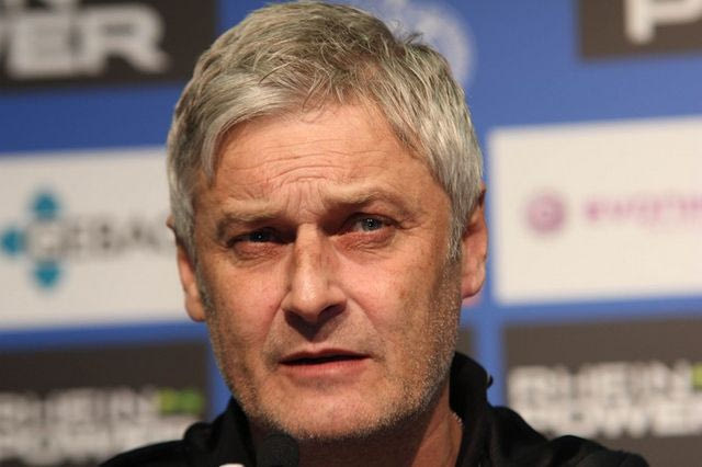 Απολύθηκε ο Φε