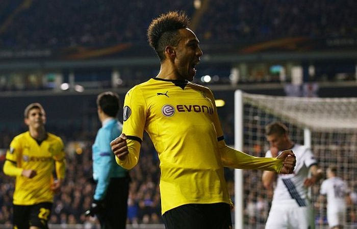 Με Ομπαμεγιάνγκ στους 8 η Ντόρτμουντ, “τεσσάρα” και πρόκριση για Μπράγκα