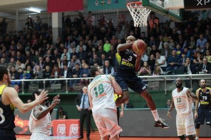 Αντίπαλοι Παναθηναϊκού: Έπεσε από την κορυφή η Φενέρμπαχτσε, χωρίς φρένα η Λοκομοτίβ