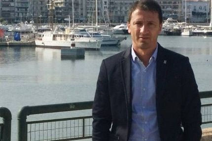 Γύρισε από τη Βαρκελώνη με ατζέντα ο Ντε Μπαρτόλο