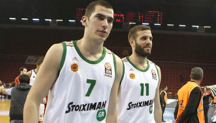 Παπάς σε Μποχωρίδη: “Τσίμπησες μεταλλιάκι για μένα;”