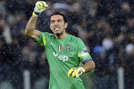 Yπόκλιση του Μπουφόν σε Λέστερ και Ρανιέρι!