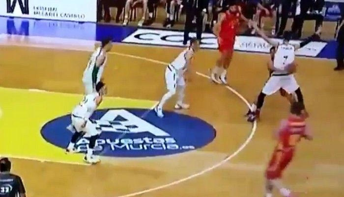 Η απίθανη ντρίμπλα του Καμπάτσο που έκανε… χαζό τον Νάχμπαρ