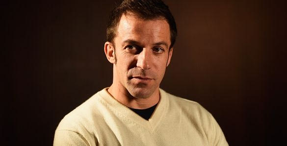 Αγκαλιά με Ελληνίδα καλλονή ο Ντελ Πιέρο