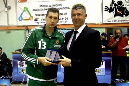 Η αποθέωση του Διαμαντίδη στην Καβάλα