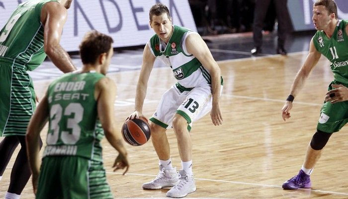 Ο Διαμαντίδης πέρασε τον Βούισιτς, κυνηγάει Μπατίστ και Λάκοβιτς