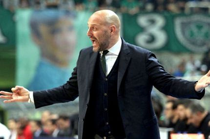 Τζόρτζεβιτς: “Οι παλιοί παλεύουν στην άμυνα, δεν γίνεται οι νέοι να σκέφτονται την επίθεση”