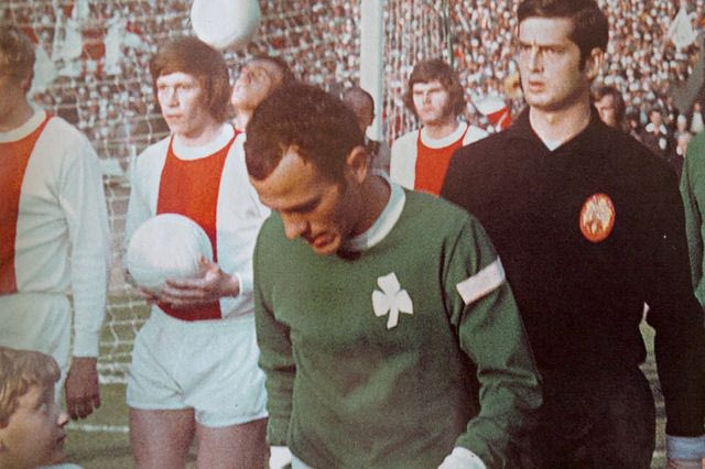 Κυκλοφόρησε η φανέλα για τα 45 χρόνια από τον τελικό του Ουέμπλεϊ