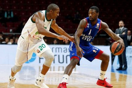 Ζωντανή ακόμη η Εφές, δεν έκανε λάθος η Χίμκι, συντριβή της Φενέρμπαχτσε