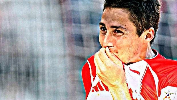 O μεγάλος οπαδός Νταβίντ και οι 11 Φουστέρ του Σάββα