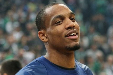 Χάντερ αντί Κούζμιτς στο πρωτάθλημα