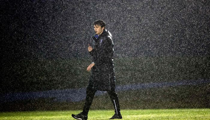 Υπό καταρρακτώδη βροχή η πρώτη του Ίβιτς