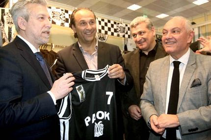 Ο Κοντονής με φανέλα ΠΑΟΚ και τα μεταγραφικά