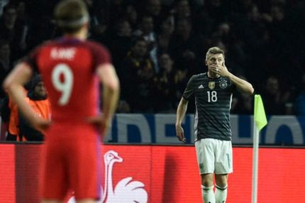 Γκολάρα ο Κρόος κόντρα στην Αγγλία