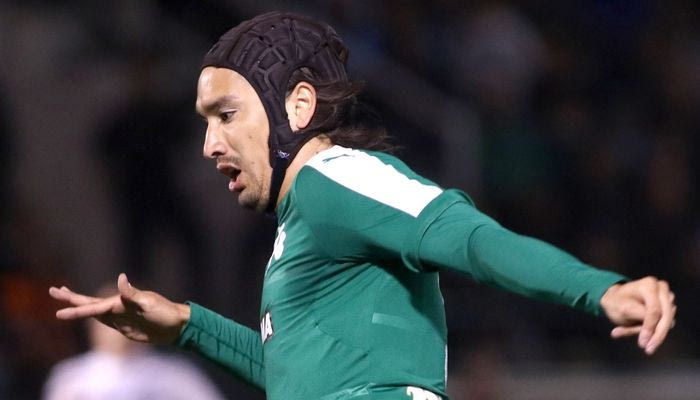 H αποθέωση στον Λέτο και η ειδική κάσκα στο κεφάλι