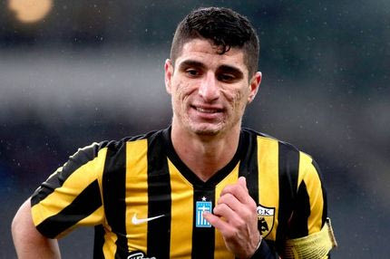 H μάσκα… τρώει τον Μάνταλο