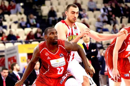 Έμεινε στην Αθήνα λόγω ίωσης ο Μιλουτίνοφ