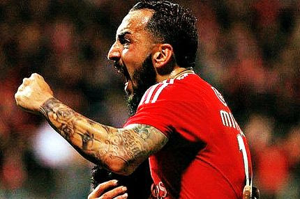 ΔΙΚΟΣ ΤΗΣ: Η μπάνκα στον… αέρα για Μήτρογλου!