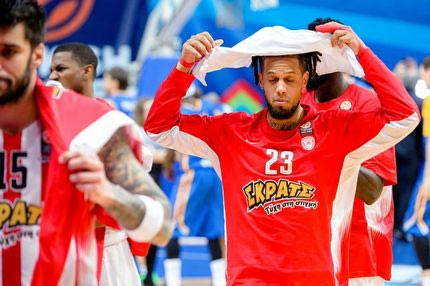 Έπρεπε να αποσύρει τον Σπανούλη και να ρισκάρει