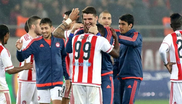 Τα “όλε” των νικητών μετά το ντέρμπι