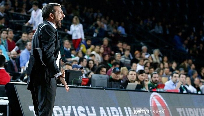 Πλάθα: “Είτε εγώ δεν τα λέω καλά είτε κάποιοι δεν κάνουν”