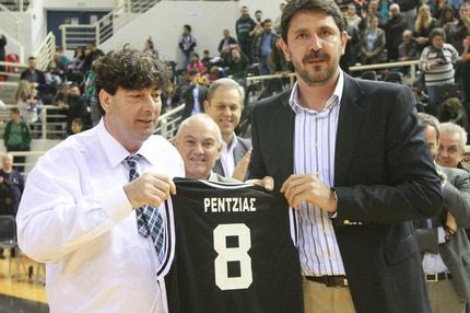 Ρεντζιάς: “Από τις καλύτερες ομάδες του ΠΑΟΚ…”