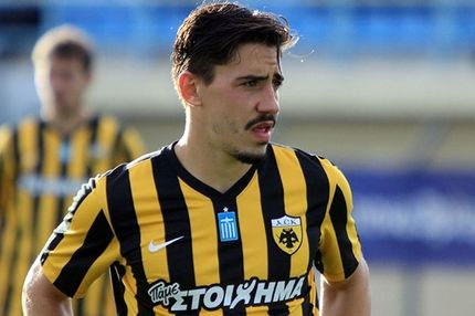 “Μιλάνε Μπέτις και ΑΕΚ για Σιμόες”