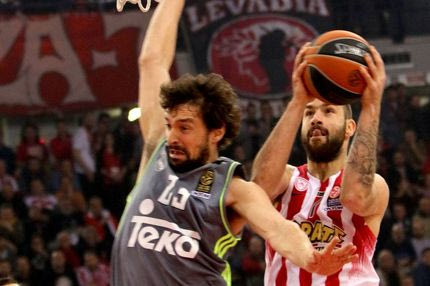 Το εκπληκτικό buzzer beater τρίποντο του Σπανούλη