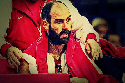 Έπεσε το… ταβάνι στο κεφάλι τους!